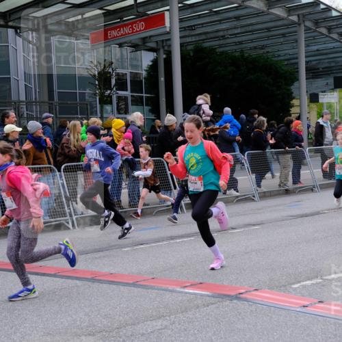 25.04.2026 - Das Zehntel Tim E. http://msf.ph/oto/9569870 25.04.2026 08:59:39 Ziel 1067, 1119, 1146, 1157, 1364, 1395, 1458, 1463, 1664, 1720, 1779, 1971, 2015, 2023, 2192, 2379, 2425, 2458, 2460, 2585, 2592, 3079, 3085, 3272, 3282, 3290, 3291, 3296, 3377, 3387, 3436, 3470, 3493, 3857, 3945, 3962, 4005 meine-sportfotos.de