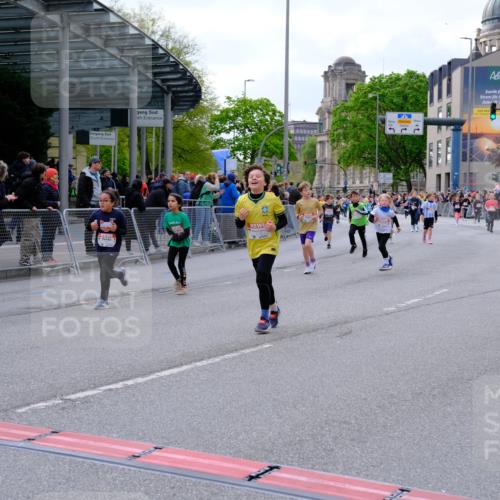 25.04.2026 - Das Zehntel Tim E. http://msf.ph/oto/9569876 25.04.2026 08:59:41 Ziel 1067, 1119, 1146, 1157, 1355, 1364, 1458, 1463, 1720, 1779, 1971, 2015, 2023, 2192, 2379, 2425, 2458, 2460, 2585, 2592, 3079, 3085, 3272, 3282, 3290, 3296, 3377, 3387, 3436, 3470, 3493, 3857, 3945, 3962 meine-sportfotos.de