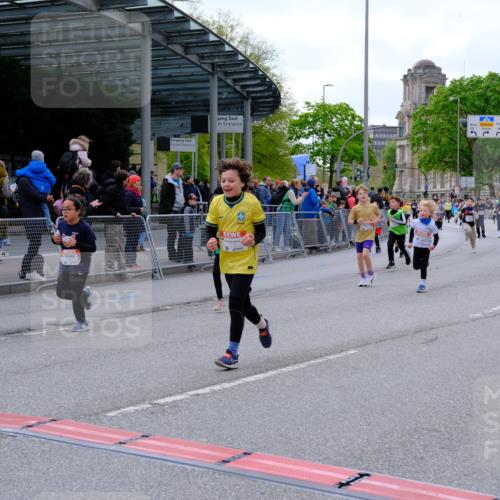 25.04.2026 - Das Zehntel Tim E. http://msf.ph/oto/9569882 25.04.2026 08:59:42 Ziel 1067, 1119, 1146, 1157, 1355, 1364, 1458, 1463, 1720, 1779, 1971, 2015, 2023, 2379, 2425, 2458, 2460, 3079, 3085, 3272, 3282, 3290, 3296, 3377, 3387, 3436, 3470, 3493, 3723, 3857, 3945, 3962 meine-sportfotos.de