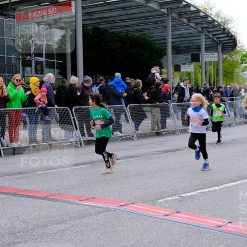 25.04.2026 - Das Zehntel Tim E. http://msf.ph/oto/9569889 25.04.2026 08:59:44 Ziel 1067, 1119, 1146, 1157, 1355, 1364, 1411, 1779, 1843, 1918, 1971, 2015, 2023, 2226, 2379, 2425, 2458, 2460, 2840, 3290, 3377, 3387, 3436, 3470, 3493, 3723, 3827, 3857, 3962 meine-sportfotos.de