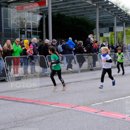 25.04.2026 - Das Zehntel Tim E. http://msf.ph/oto/9569890 25.04.2026 08:59:44 Ziel 1067, 1119, 1146, 1157, 1355, 1364, 1411, 1779, 1843, 1918, 1971, 2015, 2023, 2226, 2379, 2425, 2458, 2460, 2840, 3290, 3377, 3387, 3436, 3470, 3493, 3723, 3827, 3857, 3962 meine-sportfotos.de