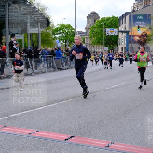 25.04.2026 - Das Zehntel Tim E. http://msf.ph/oto/9569902 25.04.2026 08:59:46 Ziel 1067, 1119, 1157, 1355, 1364, 1411, 1779, 1843, 1918, 1971, 2015, 2023, 2226, 2379, 2460, 2840, 3290, 3377, 3436, 3470, 3493, 3723, 3827, 3857 meine-sportfotos.de