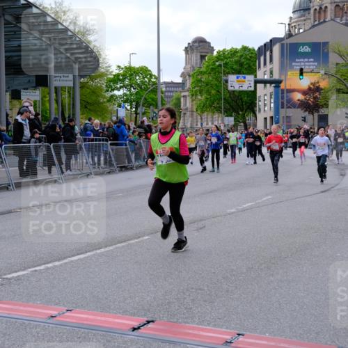 25.04.2026 - Das Zehntel Tim E. http://msf.ph/oto/9569909 25.04.2026 08:59:48 Ziel 1119, 1157, 1355, 1411, 1843, 1918, 1971, 2226, 2379, 2840, 3290, 3436, 3723, 3744, 3766, 3827 meine-sportfotos.de