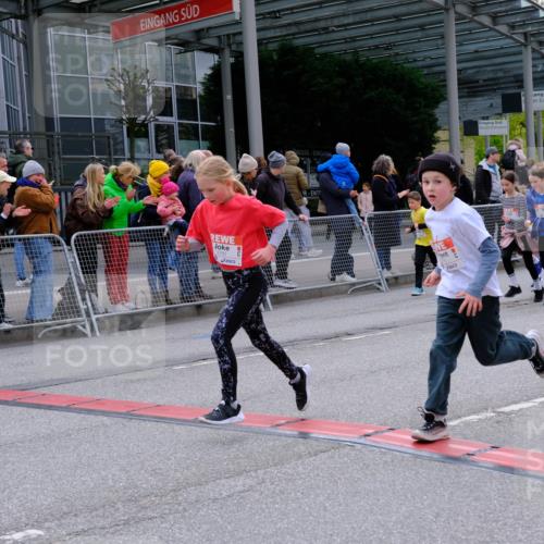 25.04.2026 - Das Zehntel Tim E. http://msf.ph/oto/9569920 25.04.2026 08:59:52 Ziel 1355, 1411, 1704, 1843, 1918, 2188, 2226, 2694, 2698, 2840, 3016, 3026, 3027, 3327, 3414, 3417, 3723, 3744, 3766, 3827, 3832, 3833 meine-sportfotos.de