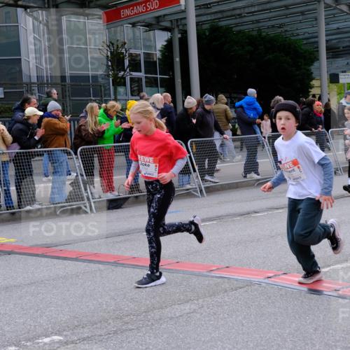 25.04.2026 - Das Zehntel Tim E. http://msf.ph/oto/9569921 25.04.2026 08:59:52 Ziel 1355, 1411, 1704, 1843, 1918, 2188, 2226, 2694, 2698, 2840, 3016, 3026, 3027, 3327, 3414, 3417, 3723, 3744, 3766, 3827, 3832, 3833 meine-sportfotos.de