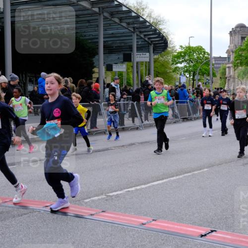 25.04.2026 - Das Zehntel Tim E. http://msf.ph/oto/9569927 25.04.2026 08:59:56 Ziel 1411, 1416, 1537, 1677, 1682, 1704, 1880, 1902, 1920, 1936, 2188, 2508, 2514, 2694, 2698, 2840, 2851, 3016, 3026, 3027, 3327, 3414, 3417, 3744, 3766, 3832, 3833 meine-sportfotos.de