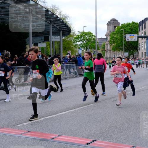 25.04.2026 - Das Zehntel Tim E. http://msf.ph/oto/9569943 25.04.2026 09:00:01 Ziel 1081, 1372, 1416, 1446, 1525, 1537, 1677, 1682, 1704, 1865, 1866, 1878, 1879, 1880, 1902, 1920, 1936, 2188, 2508, 2514, 2554, 2564, 2694, 2698, 2851, 3016, 3026, 3027, 3130, 3255, 3327, 3414, 3417, 3832, 3833, 3949 meine-sportfotos.de