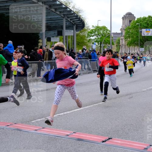 25.04.2026 - Das Zehntel Tim E. http://msf.ph/oto/9569949 25.04.2026 09:00:01 Ziel 1081, 1372, 1416, 1446, 1525, 1537, 1677, 1682, 1704, 1865, 1866, 1878, 1879, 1880, 1902, 1920, 1936, 2188, 2508, 2514, 2554, 2564, 2694, 2698, 2851, 3016, 3026, 3027, 3130, 3255, 3327, 3414, 3417, 3832, 3833, 3949 meine-sportfotos.de