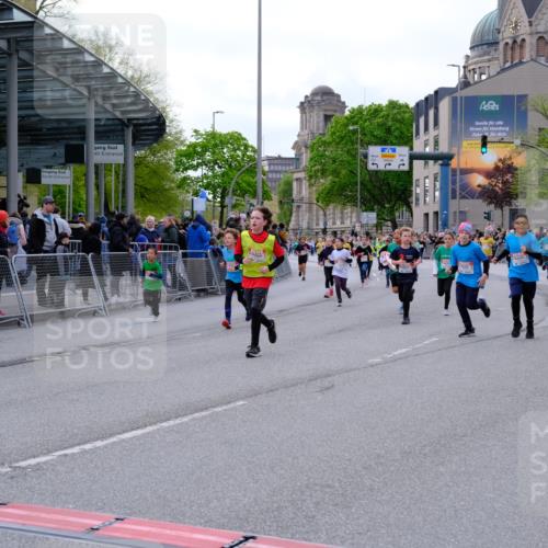 25.04.2026 - Das Zehntel Tim E. http://msf.ph/oto/9569979 25.04.2026 09:00:10 Ziel 1081, 1164, 1446, 1525, 1652, 1770, 1774, 1824, 1865, 1866, 1878, 1879, 2140, 2412, 2420, 2421, 2424, 2554, 3019, 3099, 3152, 3242, 3806, 3863, 3949 meine-sportfotos.de