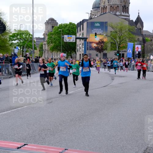 25.04.2026 - Das Zehntel Tim E. http://msf.ph/oto/9569983 25.04.2026 09:00:11 Ziel 1081, 1164, 1233, 1446, 1525, 1652, 1770, 1774, 1824, 1865, 1879, 2140, 2412, 2420, 2421, 2424, 2554, 3019, 3099, 3152, 3242, 3522, 3806, 3863 meine-sportfotos.de
