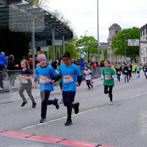 25.04.2026 - Das Zehntel Tim E. http://msf.ph/oto/9569991 25.04.2026 09:00:13 Ziel 1081, 1164, 1233, 1268, 1593, 1598, 1652, 1770, 1774, 1824, 1865, 1879, 2140, 2412, 2420, 2421, 2424, 2554, 3019, 3099, 3152, 3242, 3522, 3806, 3863 meine-sportfotos.de