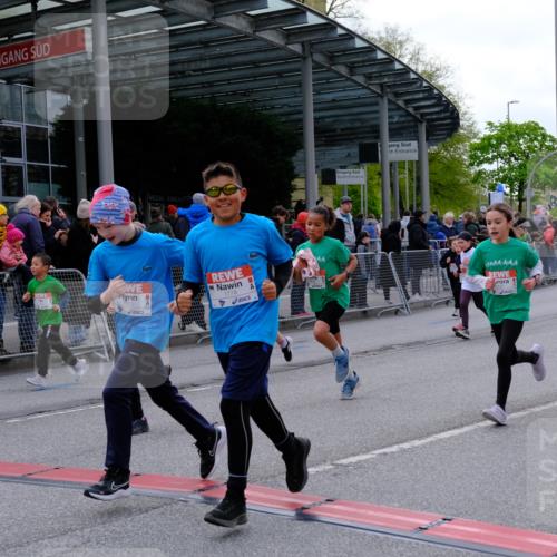 25.04.2026 - Das Zehntel Tim E. http://msf.ph/oto/9569996 25.04.2026 09:00:13 Ziel 1081, 1164, 1233, 1268, 1593, 1598, 1652, 1770, 1774, 1824, 1865, 1879, 2140, 2412, 2420, 2421, 2424, 2554, 3019, 3099, 3152, 3242, 3522, 3806, 3863 meine-sportfotos.de