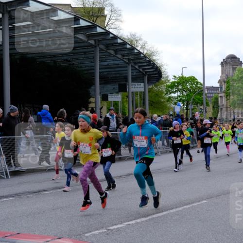 25.04.2026 - Das Zehntel Tim E. http://msf.ph/oto/9570003 25.04.2026 09:00:17 Ziel 1175, 1179, 1233, 1268, 1456, 1526, 1548, 1593, 1598, 1652, 1675, 1680, 1686, 1690, 1770, 1774, 1824, 2140, 2412, 2420, 2421, 2424, 2596, 2613, 3019, 3152, 3205, 3242, 3304, 3522, 3765, 3778, 3806 meine-sportfotos.de