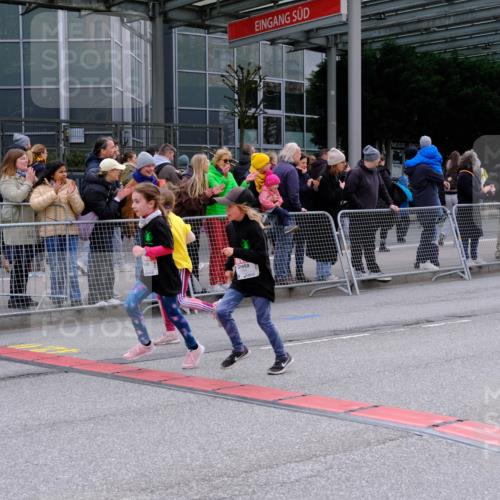 25.04.2026 - Das Zehntel Tim E. http://msf.ph/oto/9570012 25.04.2026 09:00:19 Ziel 1175, 1179, 1233, 1268, 1456, 1485, 1526, 1548, 1593, 1598, 1652, 1675, 1680, 1686, 1690, 1770, 1774, 1824, 2364, 2420, 2424, 2596, 2613, 3019, 3205, 3242, 3304, 3522, 3704, 3706, 3765, 3778, 3806 meine-sportfotos.de