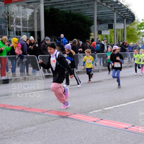 25.04.2026 - Das Zehntel Tim E. http://msf.ph/oto/9570013 25.04.2026 09:00:20 Ziel 1115, 1175, 1179, 1233, 1268, 1456, 1485, 1526, 1548, 1593, 1598, 1652, 1675, 1680, 1686, 1690, 1770, 1774, 1824, 2351, 2364, 2420, 2424, 2596, 2613, 3019, 3205, 3242, 3304, 3522, 3704, 3706, 3765, 3778, 3806 meine-sportfotos.de