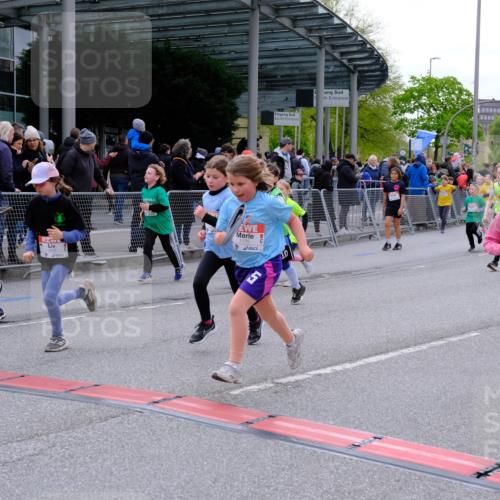 25.04.2026 - Das Zehntel Tim E. http://msf.ph/oto/9570019 25.04.2026 09:00:21 Ziel 1115, 1175, 1179, 1233, 1268, 1456, 1485, 1526, 1541, 1548, 1593, 1598, 1652, 1675, 1680, 1686, 1690, 1824, 1927, 2351, 2364, 2420, 2424, 2596, 2613, 2722, 2725, 3019, 3205, 3304, 3522, 3704, 3706, 3765, 3778 meine-sportfotos.de