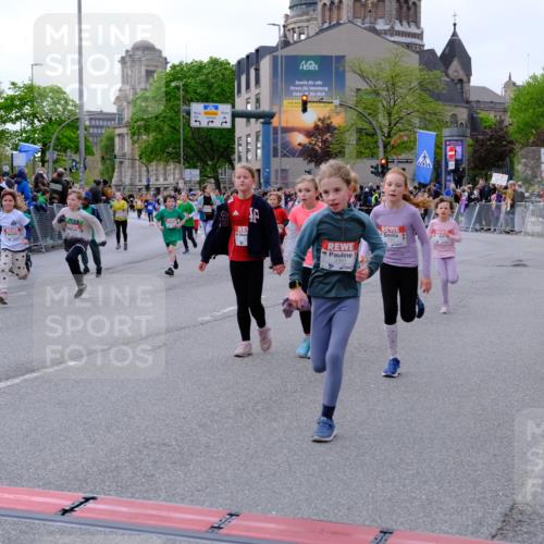 25.04.2026 - Das Zehntel Tim E. http://msf.ph/oto/9570055 25.04.2026 09:00:30 Ziel 1011, 1013, 1115, 1485, 1495, 1541, 1607, 1609, 1611, 1613, 1618, 1927, 2223, 2351, 2360, 2361, 2364, 2366, 2500, 2531, 2542, 2546, 2722, 2725, 2740, 2760, 3094, 3139, 3265, 3292, 3349, 3363, 3409, 3704, 3706, 3914 meine-sportfotos.de