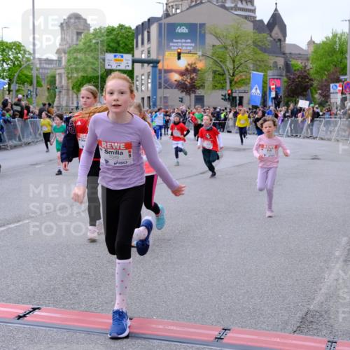 25.04.2026 - Das Zehntel Tim E. http://msf.ph/oto/9570057 25.04.2026 09:00:31 Ziel 1011, 1013, 1115, 1495, 1541, 1607, 1609, 1611, 1613, 1618, 1822, 1927, 2223, 2351, 2360, 2361, 2366, 2500, 2531, 2542, 2546, 2722, 2725, 2740, 2760, 3094, 3139, 3265, 3292, 3349, 3363, 3409, 3914 meine-sportfotos.de