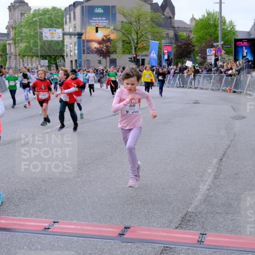 25.04.2026 - Das Zehntel Tim E. http://msf.ph/oto/9570060 25.04.2026 09:00:32 Ziel 1011, 1013, 1115, 1495, 1541, 1607, 1609, 1611, 1613, 1618, 1722, 1746, 1822, 1927, 2223, 2351, 2360, 2361, 2366, 2500, 2531, 2542, 2546, 2716, 2722, 2725, 2740, 2760, 3094, 3139, 3265, 3292, 3349, 3363, 3409, 3914 meine-sportfotos.de