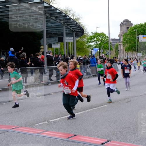 25.04.2026 - Das Zehntel Tim E. http://msf.ph/oto/9570063 25.04.2026 09:00:33 Ziel 1011, 1013, 1349, 1444, 1447, 1452, 1495, 1541, 1607, 1609, 1611, 1613, 1618, 1722, 1746, 1822, 1927, 2223, 2360, 2361, 2366, 2500, 2531, 2542, 2546, 2716, 2722, 2725, 2740, 2760, 3094, 3139, 3265, 3292, 3349, 3363, 3409, 3619, 3623, 3914 meine-sportfotos.de