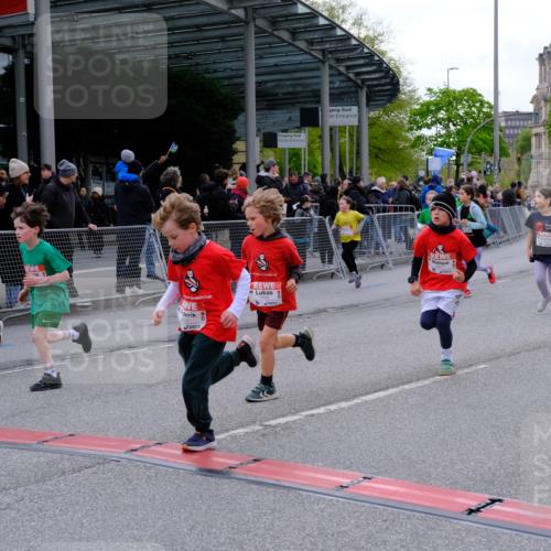 25.04.2026 - Das Zehntel Tim E. http://msf.ph/oto/9570066 25.04.2026 09:00:33 Ziel 1011, 1013, 1349, 1444, 1447, 1452, 1495, 1541, 1607, 1609, 1611, 1613, 1618, 1722, 1746, 1822, 1927, 2223, 2360, 2361, 2366, 2500, 2531, 2542, 2546, 2716, 2722, 2725, 2740, 2760, 3094, 3139, 3265, 3292, 3349, 3363, 3409, 3619, 3623, 3914 meine-sportfotos.de