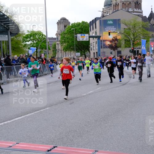 25.04.2026 - Das Zehntel Tim E. http://msf.ph/oto/9570086 25.04.2026 09:00:39 Ziel 1011, 1013, 1349, 1406, 1444, 1447, 1452, 1493, 1495, 1635, 1643, 1722, 1746, 1822, 2223, 2360, 2361, 2366, 2493, 2500, 2531, 2542, 2546, 2587, 2627, 2628, 2716, 2743, 2879, 2967, 3292, 3409, 3471, 3514, 3540, 3619, 3623, 3878, 3914 meine-sportfotos.de