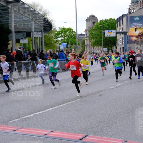 25.04.2026 - Das Zehntel Tim E. http://msf.ph/oto/9570091 25.04.2026 09:00:40 Ziel 1349, 1406, 1444, 1447, 1452, 1493, 1635, 1643, 1722, 1746, 1822, 2360, 2361, 2366, 2493, 2500, 2531, 2542, 2546, 2587, 2627, 2628, 2716, 2743, 2879, 2967, 3471, 3514, 3540, 3619, 3623, 3878, 3914 meine-sportfotos.de