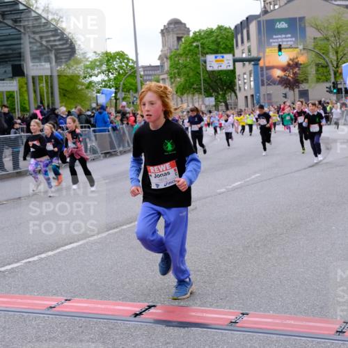 25.04.2026 - Das Zehntel Tim E. http://msf.ph/oto/9570133 25.04.2026 09:00:52 Ziel 1098, 1099, 1450, 1604, 1671, 1678, 1751, 1893, 1919, 2124, 2138, 2154, 2210, 2213, 2240, 2350, 2352, 2406, 2645, 2653, 2720, 2724, 2843, 2929, 2933, 3054, 3055, 3362, 3365, 3390, 3474, 3488, 3925, 4004 meine-sportfotos.de