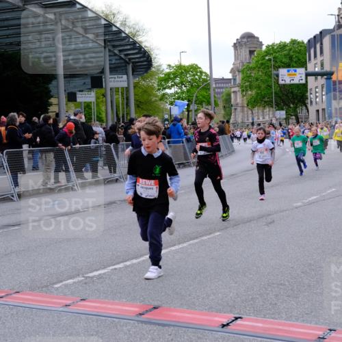 25.04.2026 - Das Zehntel Tim E. http://msf.ph/oto/9570150 25.04.2026 09:00:55 Ziel 1098, 1099, 1450, 1553, 1604, 1666, 1671, 1678, 2124, 2138, 2154, 2210, 2213, 2301, 2352, 2353, 2406, 2645, 2653, 2720, 2724, 2843, 2929, 2933, 3054, 3055, 3362, 3365, 3390, 3474, 3488, 3510, 3517, 3521, 3798, 3802, 3816, 3925, 4004 meine-sportfotos.de