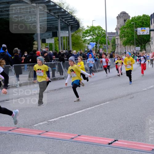 25.04.2026 - Das Zehntel Tim E. http://msf.ph/oto/9570165 25.04.2026 09:01:00 Ziel 1098, 1099, 1528, 1534, 1536, 1553, 1559, 1604, 1666, 1671, 2124, 2210, 2213, 2301, 2352, 2353, 2406, 2889, 2891, 2903, 2904, 2929, 2933, 2957, 3135, 3362, 3365, 3371, 3374, 3390, 3480, 3489, 3496, 3510, 3517, 3521, 3798, 3802, 3805, 3816 meine-sportfotos.de