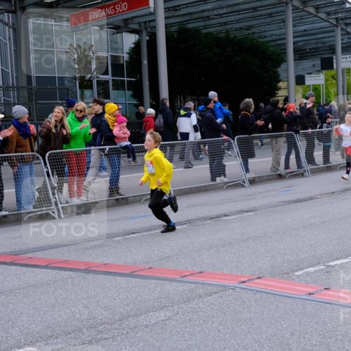 25.04.2026 - Das Zehntel Tim E. http://msf.ph/oto/9570175 25.04.2026 09:01:01 Ziel 1098, 1099, 1528, 1534, 1536, 1553, 1559, 1666, 1671, 2124, 2210, 2213, 2301, 2352, 2353, 2406, 2889, 2891, 2903, 2904, 2929, 2932, 2957, 3135, 3362, 3365, 3371, 3374, 3390, 3480, 3489, 3496, 3510, 3517, 3521, 3798, 3802, 3805, 3816 meine-sportfotos.de