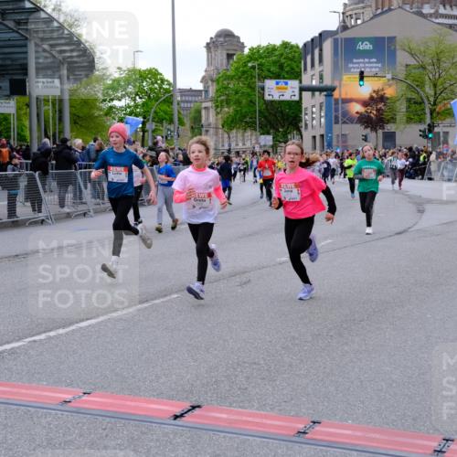 25.04.2026 - Das Zehntel Tim E. http://msf.ph/oto/9570188 25.04.2026 09:01:04 Ziel 1528, 1534, 1536, 1553, 1559, 1666, 2213, 2301, 2352, 2353, 2464, 2889, 2891, 2903, 2904, 2932, 2957, 2988, 2991, 3135, 3371, 3374, 3480, 3489, 3496, 3510, 3517, 3521, 3798, 3802, 3805, 3816 meine-sportfotos.de