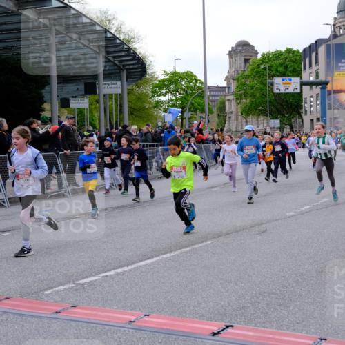 25.04.2026 - Das Zehntel Tim E. http://msf.ph/oto/9570211 25.04.2026 09:01:10 Ziel 1101, 1109, 1114, 1559, 1891, 1910, 1930, 2201, 2250, 2256, 2464, 2572, 2661, 2889, 2891, 2903, 2904, 2932, 2957, 2988, 2991, 3371, 3374, 3477, 3480, 3489, 3490, 3496, 3543, 3790, 3805 meine-sportfotos.de