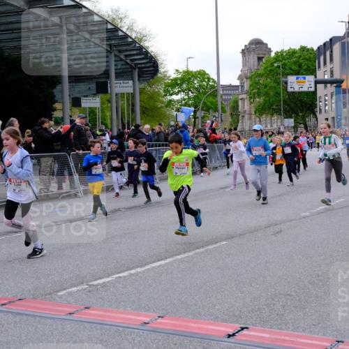 25.04.2026 - Das Zehntel Tim E. http://msf.ph/oto/9570212 25.04.2026 09:01:10 Ziel 1101, 1109, 1114, 1559, 1891, 1910, 1930, 2201, 2250, 2256, 2464, 2572, 2661, 2889, 2891, 2903, 2904, 2932, 2957, 2988, 2991, 3371, 3374, 3477, 3480, 3489, 3490, 3496, 3543, 3790, 3805 meine-sportfotos.de