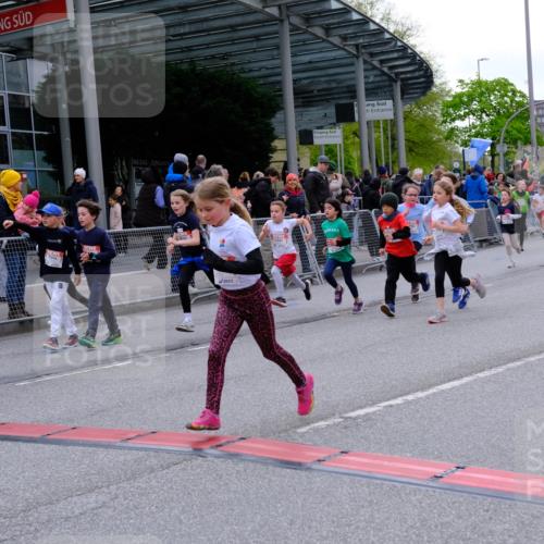 25.04.2026 - Das Zehntel Tim E. http://msf.ph/oto/9570223 25.04.2026 09:01:14 Ziel 1101, 1109, 1114, 1203, 1205, 1753, 1861, 1863, 1871, 1891, 1910, 1930, 2201, 2214, 2250, 2256, 2257, 2369, 2464, 2533, 2572, 2661, 2872, 2988, 2991, 3021, 3171, 3177, 3199, 3333, 3334, 3477, 3490, 3513, 3542, 3543, 3790 meine-sportfotos.de