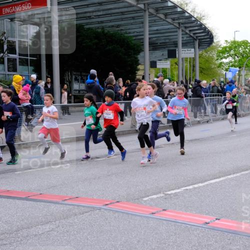 25.04.2026 - Das Zehntel Tim E. http://msf.ph/oto/9570227 25.04.2026 09:01:15 Ziel 1101, 1109, 1114, 1203, 1205, 1753, 1861, 1863, 1871, 1891, 1910, 1930, 2201, 2214, 2250, 2256, 2257, 2369, 2464, 2533, 2572, 2661, 2872, 2988, 2991, 3021, 3171, 3177, 3199, 3333, 3334, 3477, 3490, 3513, 3542, 3543, 3790 meine-sportfotos.de