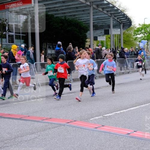 25.04.2026 - Das Zehntel Tim E. http://msf.ph/oto/9570228 25.04.2026 09:01:15 Ziel 1101, 1109, 1114, 1203, 1205, 1753, 1861, 1863, 1871, 1891, 1910, 1930, 2201, 2214, 2250, 2256, 2257, 2369, 2464, 2533, 2572, 2661, 2872, 2988, 2991, 3021, 3171, 3177, 3199, 3333, 3334, 3477, 3490, 3513, 3542, 3543, 3790 meine-sportfotos.de