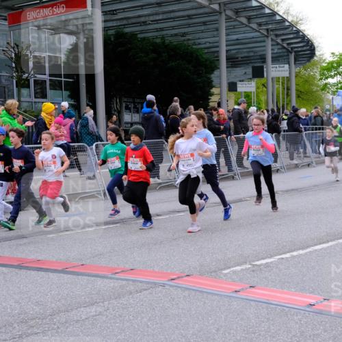 25.04.2026 - Das Zehntel Tim E. http://msf.ph/oto/9570229 25.04.2026 09:01:15 Ziel 1101, 1109, 1114, 1203, 1205, 1753, 1861, 1863, 1871, 1891, 1910, 1930, 2201, 2214, 2250, 2256, 2257, 2369, 2464, 2533, 2572, 2661, 2872, 2988, 2991, 3021, 3171, 3177, 3199, 3333, 3334, 3477, 3490, 3513, 3542, 3543, 3790 meine-sportfotos.de