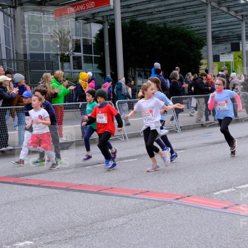 25.04.2026 - Das Zehntel Tim E. http://msf.ph/oto/9570232 25.04.2026 09:01:15 Ziel 1101, 1109, 1114, 1203, 1205, 1753, 1861, 1863, 1871, 1891, 1910, 1930, 2201, 2214, 2250, 2256, 2257, 2369, 2464, 2533, 2572, 2661, 2872, 2988, 2991, 3021, 3171, 3177, 3199, 3333, 3334, 3477, 3490, 3513, 3542, 3543, 3790 meine-sportfotos.de