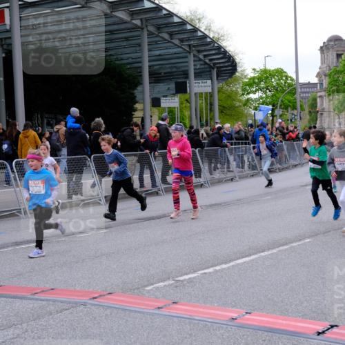 25.04.2026 - Das Zehntel Tim E. http://msf.ph/oto/9570253 25.04.2026 09:01:21 Ziel 1101, 1109, 1203, 1205, 1753, 1861, 1863, 1871, 1910, 1930, 1941, 1979, 1983, 2201, 2214, 2250, 2257, 2369, 2533, 2735, 2745, 2841, 2849, 2872, 2888, 2939, 3021, 3032, 3171, 3177, 3199, 3333, 3334, 3513, 3542, 3628, 3640, 3729, 3872, 3929 meine-sportfotos.de