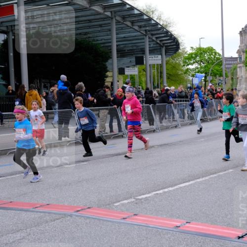 25.04.2026 - Das Zehntel Tim E. http://msf.ph/oto/9570254 25.04.2026 09:01:22 Ziel 1101, 1109, 1203, 1205, 1231, 1753, 1861, 1863, 1871, 1930, 1941, 1979, 1983, 2214, 2250, 2257, 2369, 2533, 2735, 2745, 2841, 2849, 2872, 2888, 2939, 3021, 3032, 3171, 3177, 3199, 3333, 3334, 3513, 3542, 3628, 3640, 3729, 3872, 3876, 3929 meine-sportfotos.de