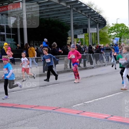 25.04.2026 - Das Zehntel Tim E. http://msf.ph/oto/9570256 25.04.2026 09:01:22 Ziel 1101, 1109, 1203, 1205, 1231, 1753, 1861, 1863, 1871, 1930, 1941, 1979, 1983, 2214, 2250, 2257, 2369, 2533, 2735, 2745, 2841, 2849, 2872, 2888, 2939, 3021, 3032, 3171, 3177, 3199, 3333, 3334, 3513, 3542, 3628, 3640, 3729, 3872, 3876, 3929 meine-sportfotos.de