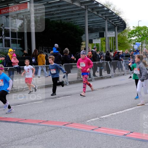 25.04.2026 - Das Zehntel Tim E. http://msf.ph/oto/9570257 25.04.2026 09:01:22 Ziel 1101, 1109, 1203, 1205, 1231, 1753, 1861, 1863, 1871, 1930, 1941, 1979, 1983, 2214, 2250, 2257, 2369, 2533, 2735, 2745, 2841, 2849, 2872, 2888, 2939, 3021, 3032, 3171, 3177, 3199, 3333, 3334, 3513, 3542, 3628, 3640, 3729, 3872, 3876, 3929 meine-sportfotos.de