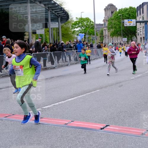 25.04.2026 - Das Zehntel Tim E. http://msf.ph/oto/9570312 25.04.2026 09:01:33 Ziel 1057, 1231, 1293, 1527, 1530, 1807, 1950, 1958, 2348, 2375, 2407, 2735, 2784, 2795, 3061, 3072, 3137, 3147, 3454, 3640, 3770, 3787, 3819, 3820, 3868, 3872, 3876, 3896, 3954, 3983 meine-sportfotos.de