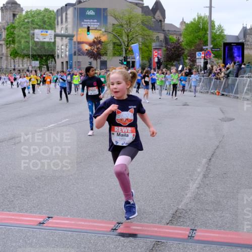 25.04.2026 - Das Zehntel Tim E. http://msf.ph/oto/9570327 25.04.2026 09:01:36 Ziel 1057, 1293, 1527, 1530, 1807, 1950, 1958, 2375, 2407, 2759, 2766, 2847, 2850, 3061, 3072, 3137, 3147, 3454, 3770, 3787, 3819, 3820, 3868, 3896, 3954, 3983 meine-sportfotos.de