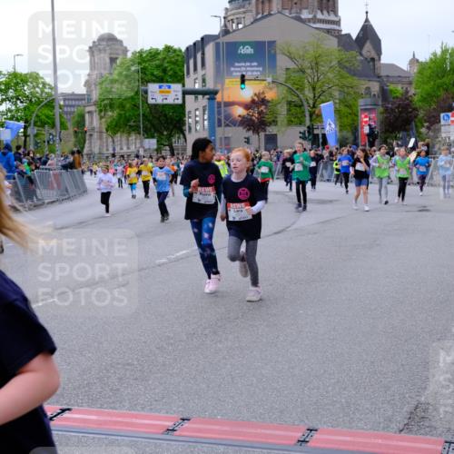 25.04.2026 - Das Zehntel Tim E. http://msf.ph/oto/9570330 25.04.2026 09:01:37 Ziel 1057, 1293, 1343, 1950, 1958, 2375, 2407, 2759, 2766, 2847, 2850, 3061, 3072, 3137, 3147, 3454, 3770, 3787, 3819, 3820, 3896, 3954, 3983 meine-sportfotos.de