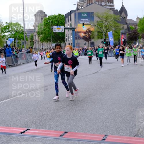 25.04.2026 - Das Zehntel Tim E. http://msf.ph/oto/9570334 25.04.2026 09:01:37 Ziel 1057, 1293, 1343, 1950, 1958, 2375, 2407, 2759, 2766, 2847, 2850, 3061, 3072, 3137, 3147, 3454, 3770, 3787, 3819, 3820, 3896, 3954, 3983 meine-sportfotos.de