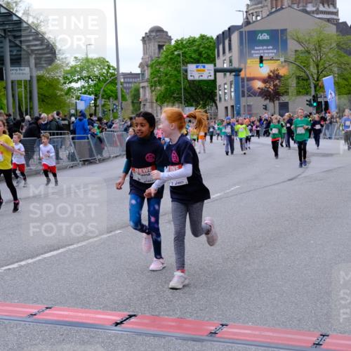 25.04.2026 - Das Zehntel Tim E. http://msf.ph/oto/9570339 25.04.2026 09:01:38 Ziel 1057, 1343, 1950, 1958, 2375, 2388, 2407, 2759, 2766, 2847, 2850, 3061, 3072, 3137, 3147, 3454, 3770, 3787, 3819, 3820, 3896, 3954 meine-sportfotos.de