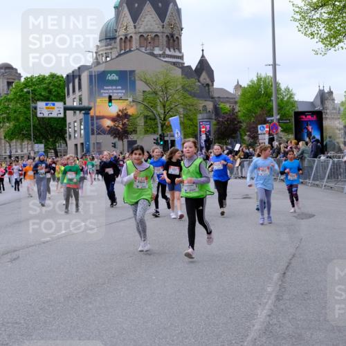 25.04.2026 - Das Zehntel Tim E. http://msf.ph/oto/9570348 25.04.2026 09:01:42 Ziel 1000, 1249, 1252, 1343, 1425, 1435, 1942, 1950, 1957, 2139, 2143, 2375, 2388, 2407, 2759, 2766, 2847, 2850, 3061, 3072, 3681, 3786, 3787, 3793, 3819, 3820 meine-sportfotos.de