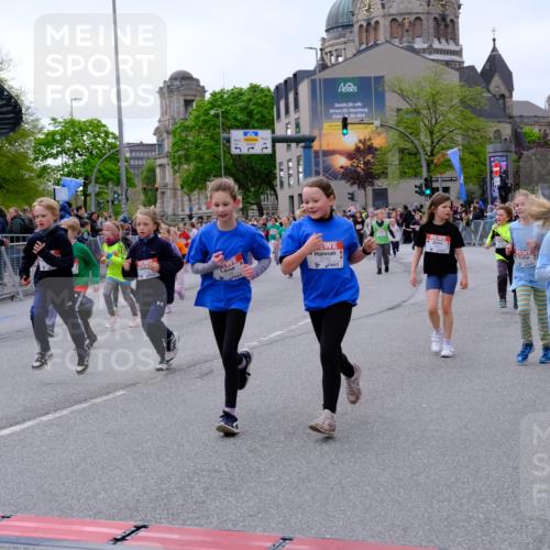 25.04.2026 - Das Zehntel Tim E. http://msf.ph/oto/9570360 25.04.2026 09:01:45 Ziel 1000, 1007, 1249, 1252, 1343, 1425, 1435, 1942, 1957, 2003, 2139, 2143, 2198, 2228, 2235, 2388, 2448, 2485, 2759, 2766, 2847, 2850, 2926, 3061, 3072, 3681, 3692, 3694, 3747, 3786, 3793, 3794 meine-sportfotos.de